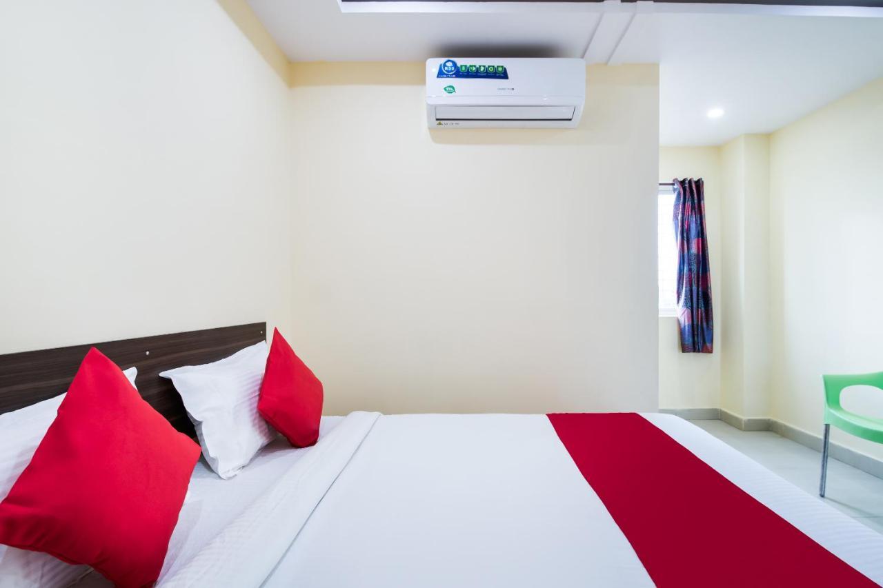 Oyo Mohan Residency Otel Kurmannapalem Dış mekan fotoğraf
